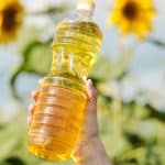 Zonnebloemolie: Wat je moet weten over deze veelzijdige olie
